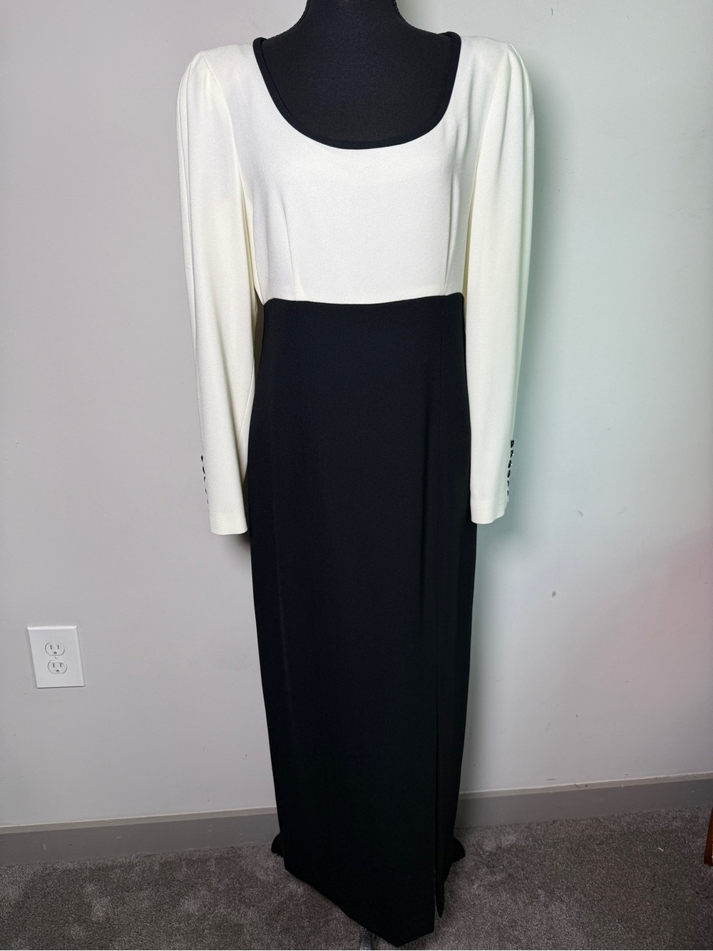 Vintage Liz Claiborne Night Black Cream Colorblock Maxi Gown Long Sleeve Sz 10